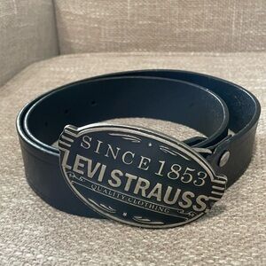 Levi's Billy Plaque Black Leather Men's Belt (S)